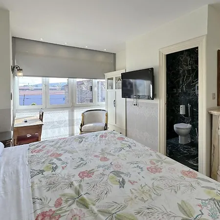 Hotel Rosa 3*